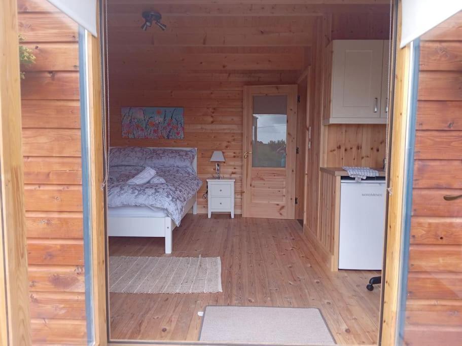 Ceaser'S Cabin Is A Cosy 1 Bedroom Cabin Lahinch Zewnętrze zdjęcie
